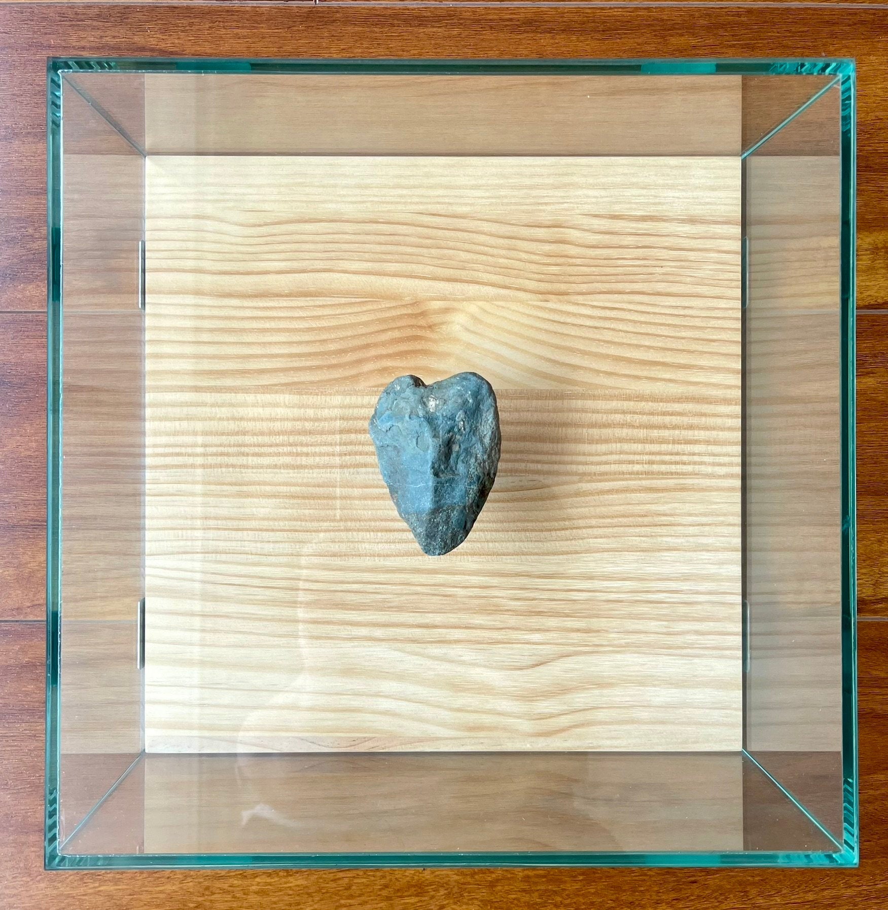 ENCUENTROS CON CORAZONES DE PIEDRA